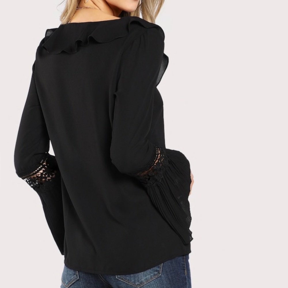 SOLD! Dressy Black shirt - Picture 1 of 7